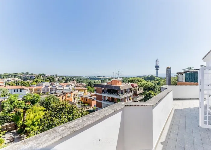 Apartment With A View Near Ospedale St Pietro Rome